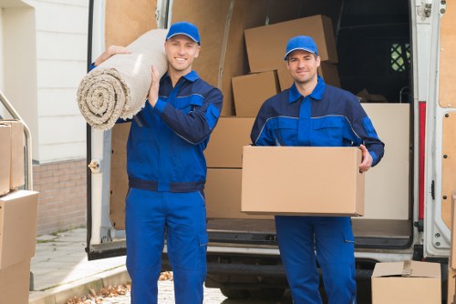Professional house removals planning in Manorpark