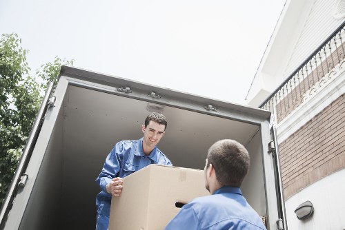 Local van transport for Manorpark removals