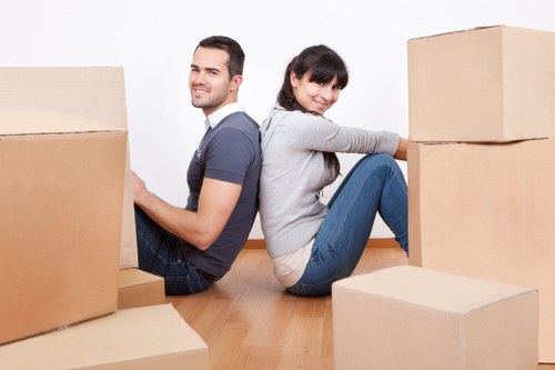 Different types of secure storage units available in Manorpark