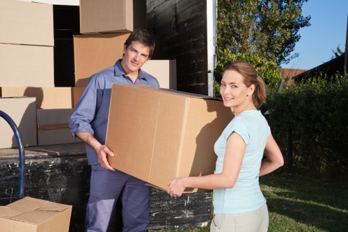 Reporting channels and concerns process for Manorpark Storage